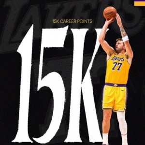 2026世界杯客户端升级说明-詹姆斯赛后祝贺里程碑：东契奇15000分/八村塁5000分/雷迪克100胜